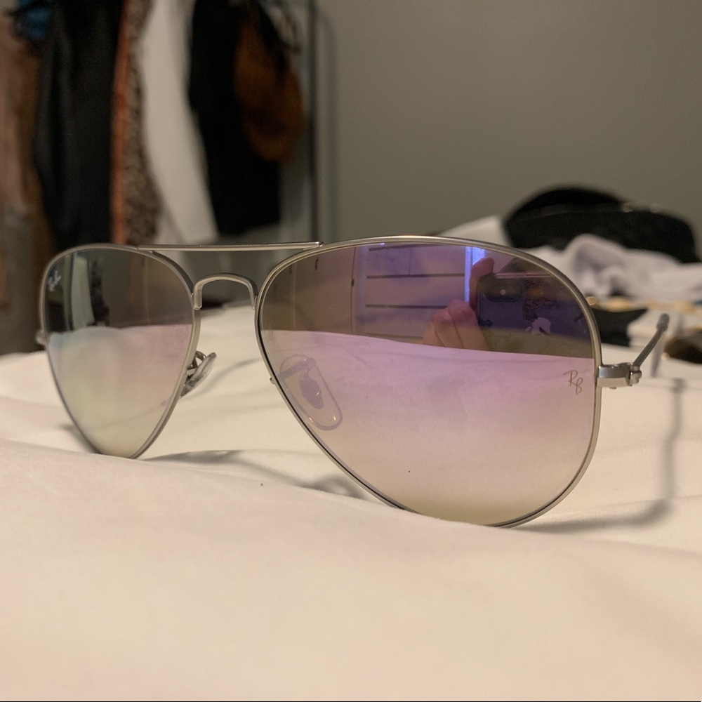 RAY-BAN AVIATORS